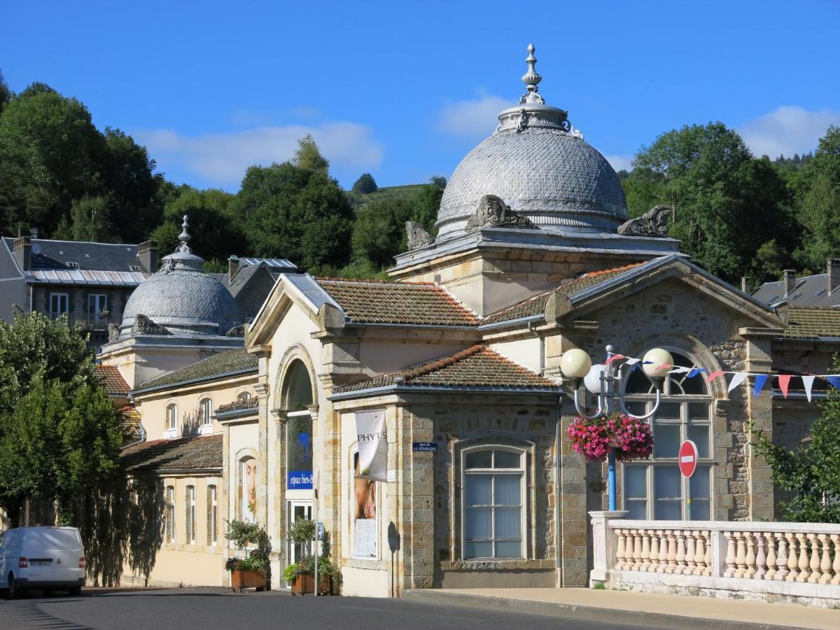 Hotel Au Val Dore Bourboule Zewnętrze zdjęcie